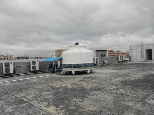 闭式冷却塔内部填料的定期清洗和更换(新型密闭式冷却塔填料更换)